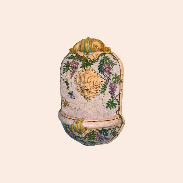 WALL FOUNTAIN WITH HEAD